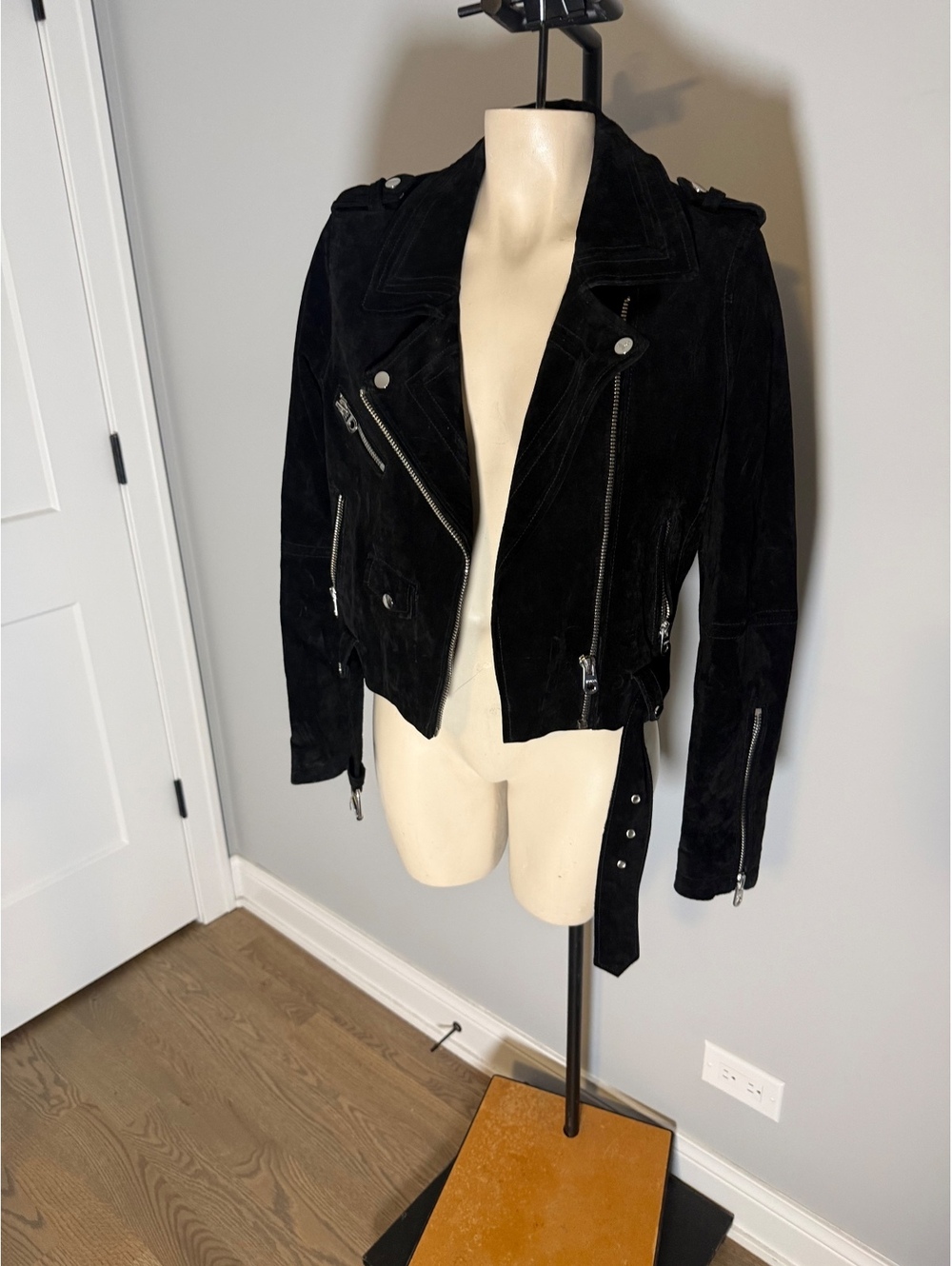 Vigoss Black Suede Moto Jacket with Belt - Size M